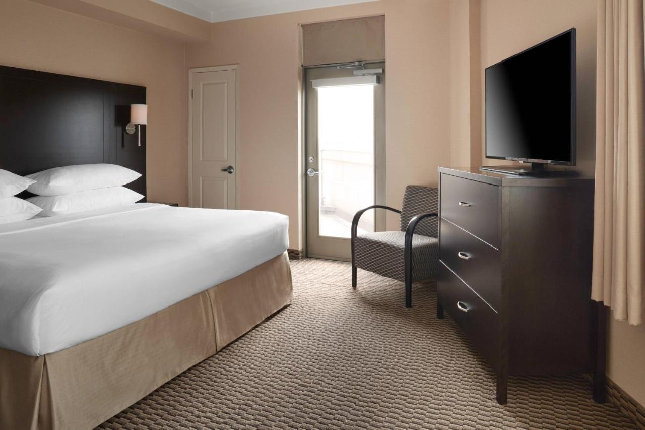 Delta Hotels By Marriott Guelph Conference Centre Екстер'єр фото