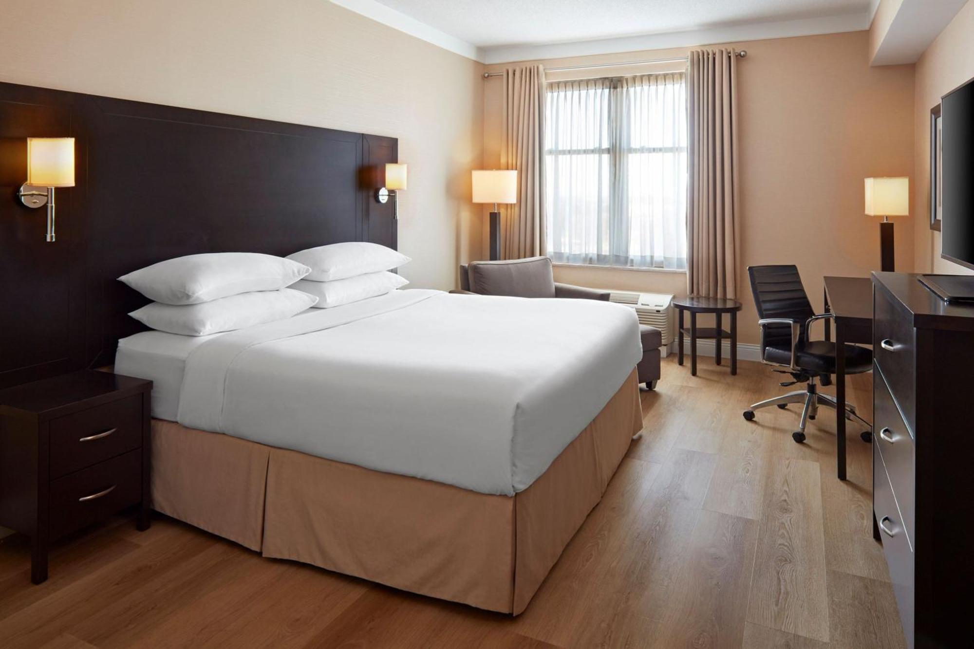 Delta Hotels By Marriott Guelph Conference Centre Екстер'єр фото