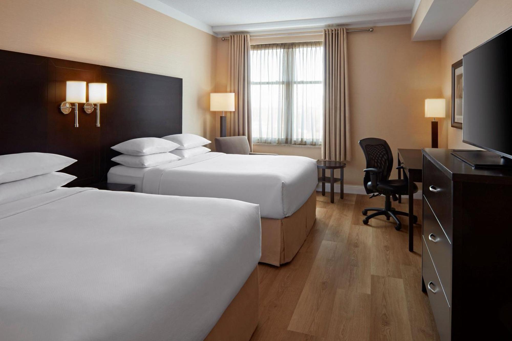 Delta Hotels By Marriott Guelph Conference Centre Екстер'єр фото